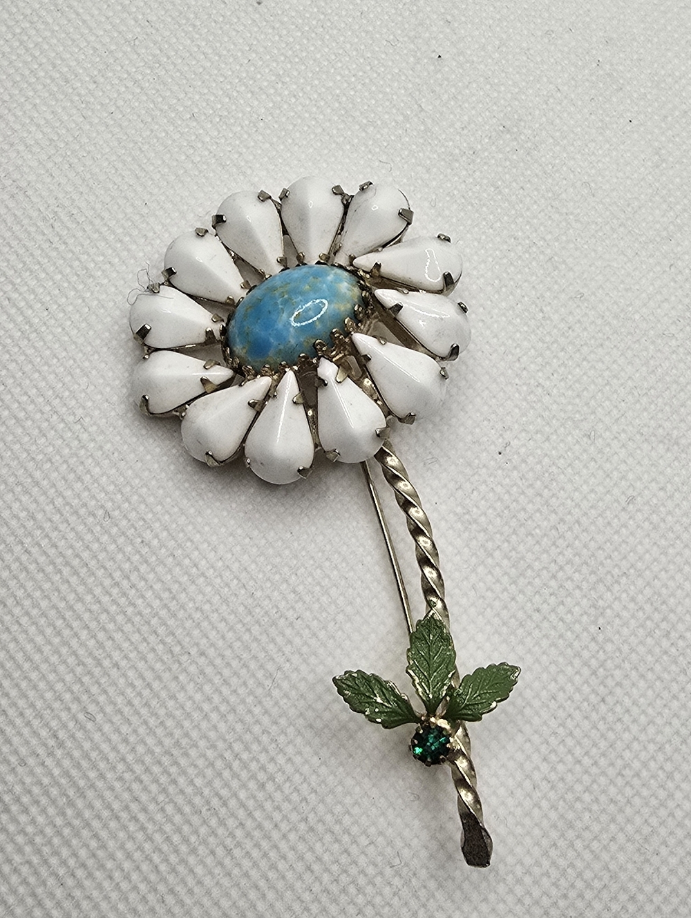 Vintage Rhinestone White Turquoise Daisy Brooch 1950s 1960s Spring Summer - Picture 2 of 7